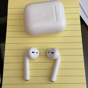AirPods Generation 2 with Regular Charing Case